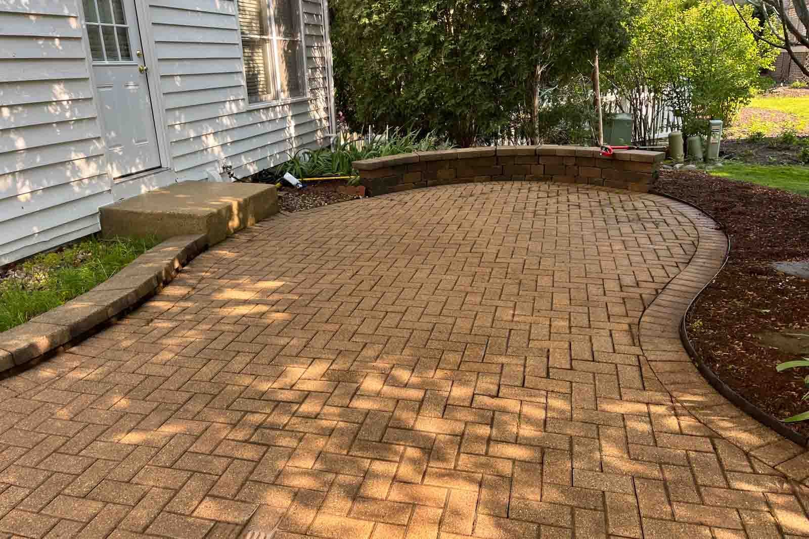 concrete slab cleaning Lisle Wheaton IL pressure washing service